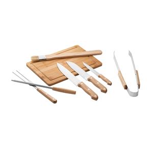 Kit churrasco em estojo de PU e 210D com tábua em bambu e 7 utensílios em aço inox e madeira de seringueira
